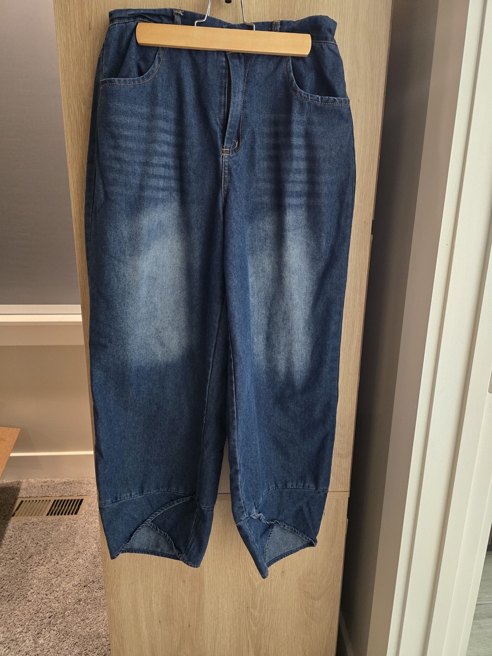 High-Waist Blue Women's Relaxed Jeans Barrel Leg